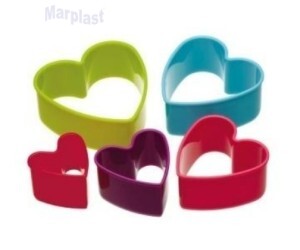 JOGO CORTADOR PLÁSTICO CORAÇÃO C/5 PEÇAS
